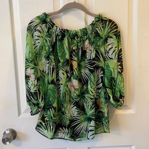 White House Black Market XXS green top